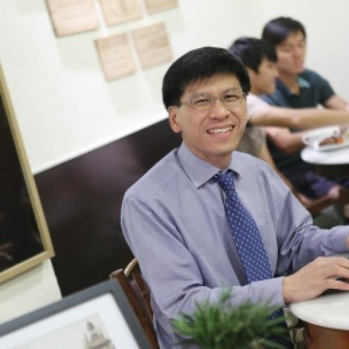 Professor Denis Heng-yan Leung