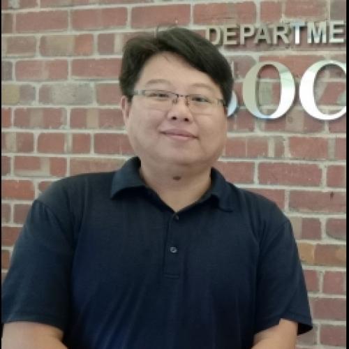 Associate Professor Feng Qiushi